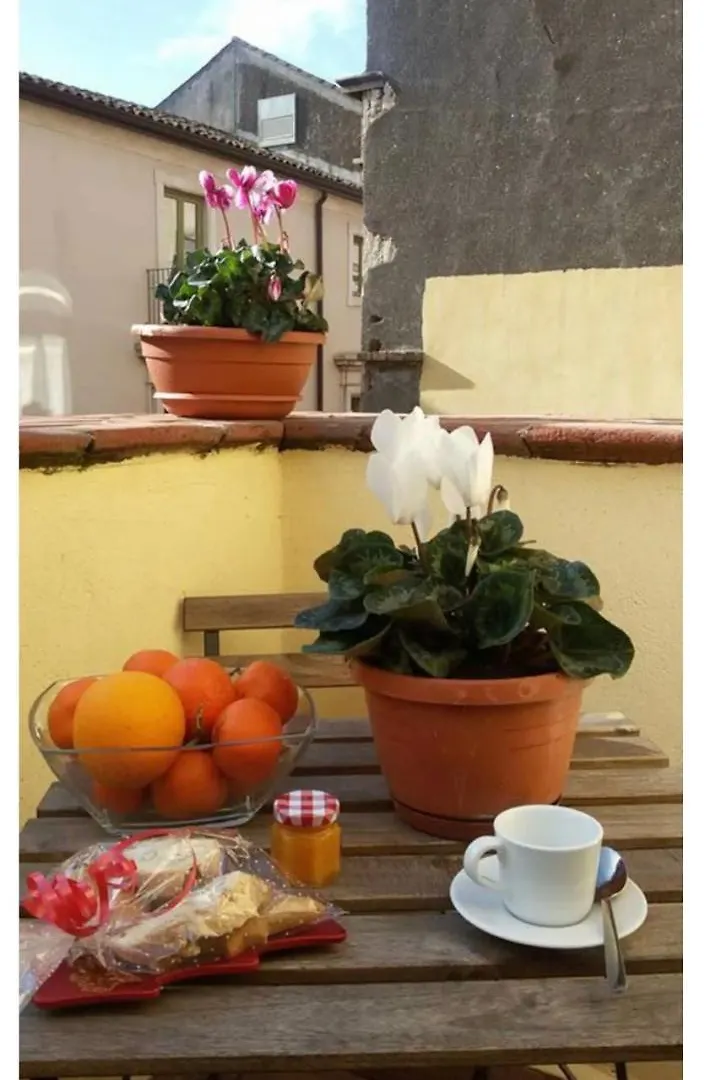La Casa Reina Apartment Catania